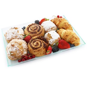 Assorted Pastries with Fruit | 8 pieces