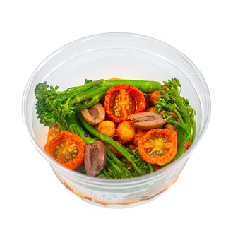 Mezze Kichererbsen-Tomaten Salat mit Labneh